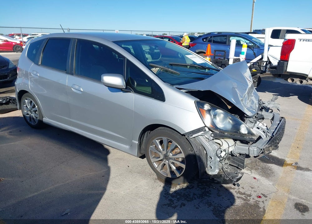 2012 HONDA FIT SPORT VIN: JHMGE8G59CC023987