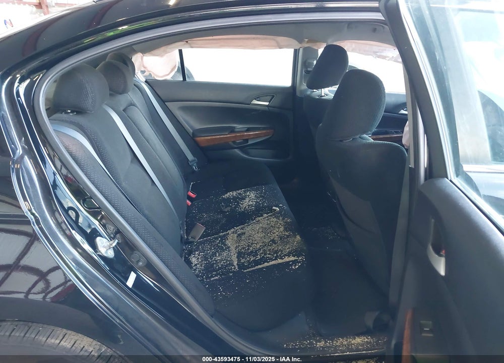 2011 HONDA ACCORD VIN: 1HGCP2F7XBA154903