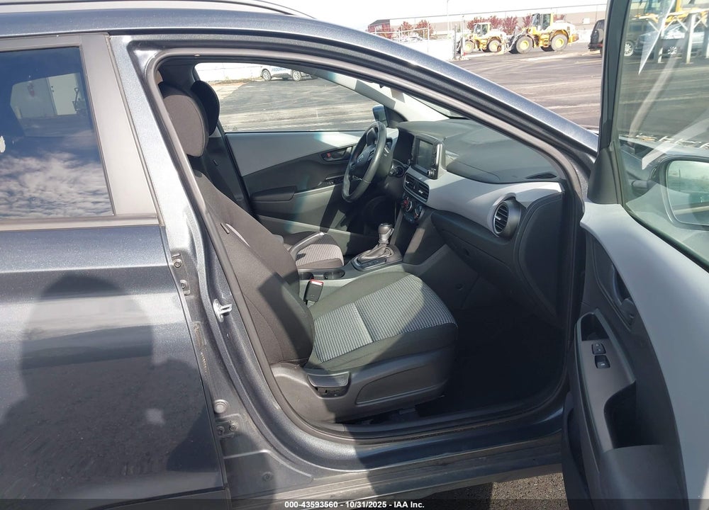2020 HYUNDAI KONA SEL VIN: KM8K22AA1LU575061