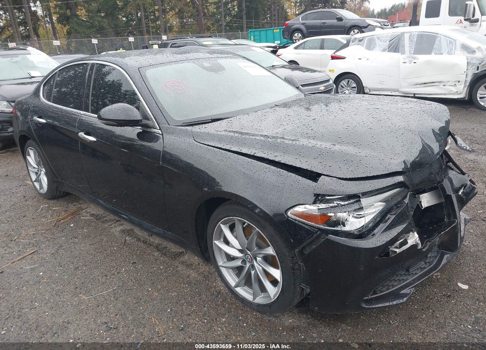 2017 ALFA ROMEO GIULIA AWD VIN: ZARFAEDN5H7537885