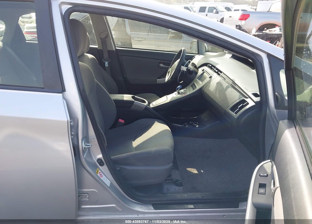 2013 TOYOTA PRIUS THREE VIN: JTDKN3DU6D0349047