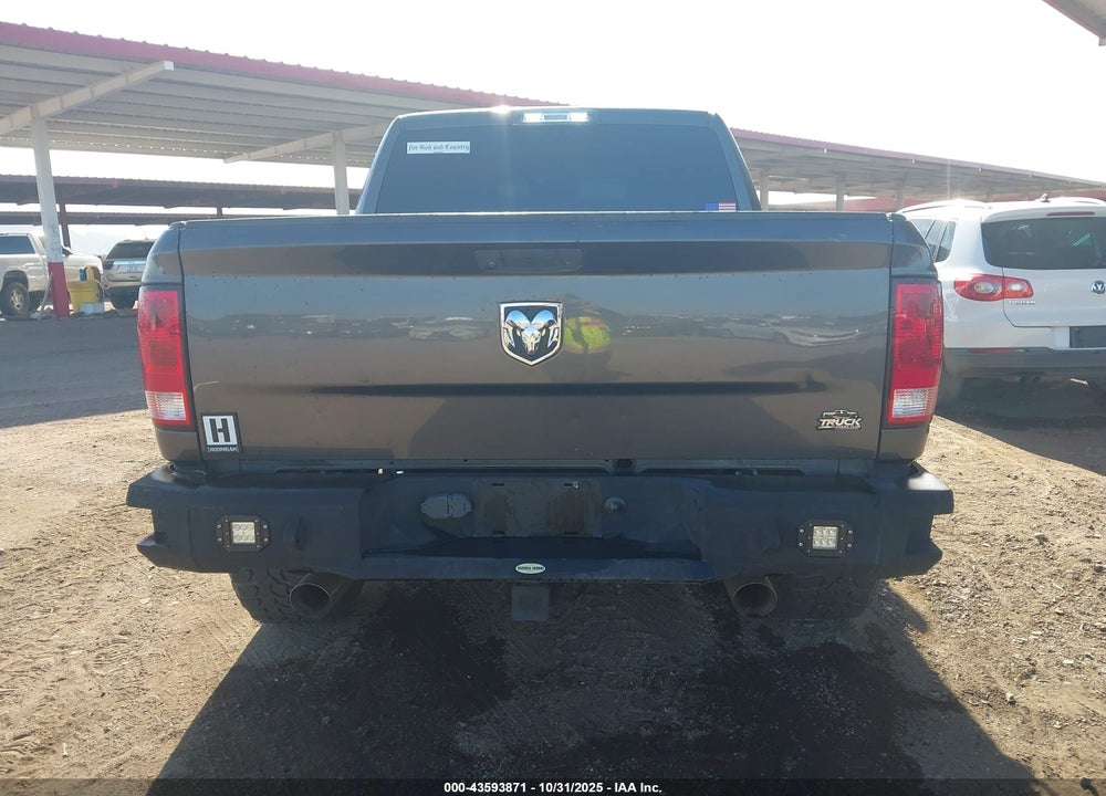 2018 RAM 1500 EXPRESS 4X2 5'7 BOX VIN: 3C6RR6KT3JG250490