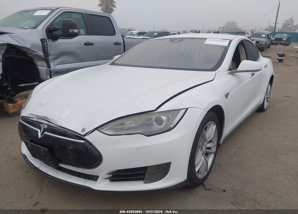 2015 TESLA MODEL S VIN: 5YJSA1E15FF103566