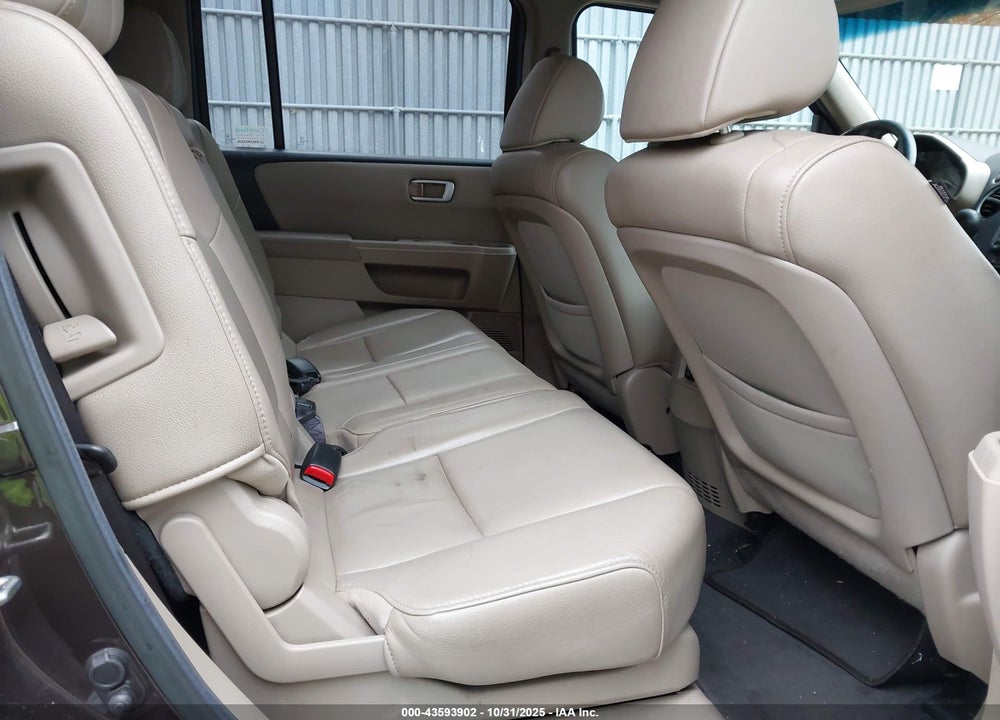 2012 HONDA PILOT EX-L VIN: 5FNYF4H70CB070680