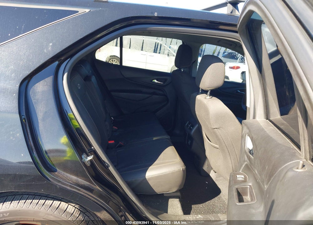 2019 CHEVROLET EQUINOX LT VIN: 2GNAXLEX2K6166092