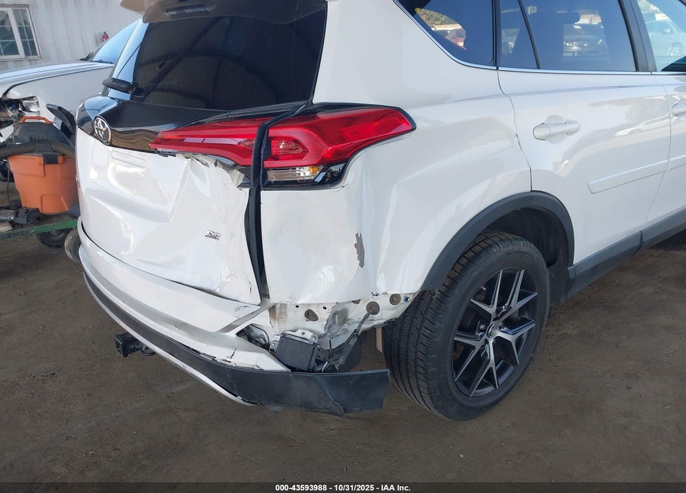 2016 TOYOTA RAV4 VIN: 2T3NFREV0GW264080