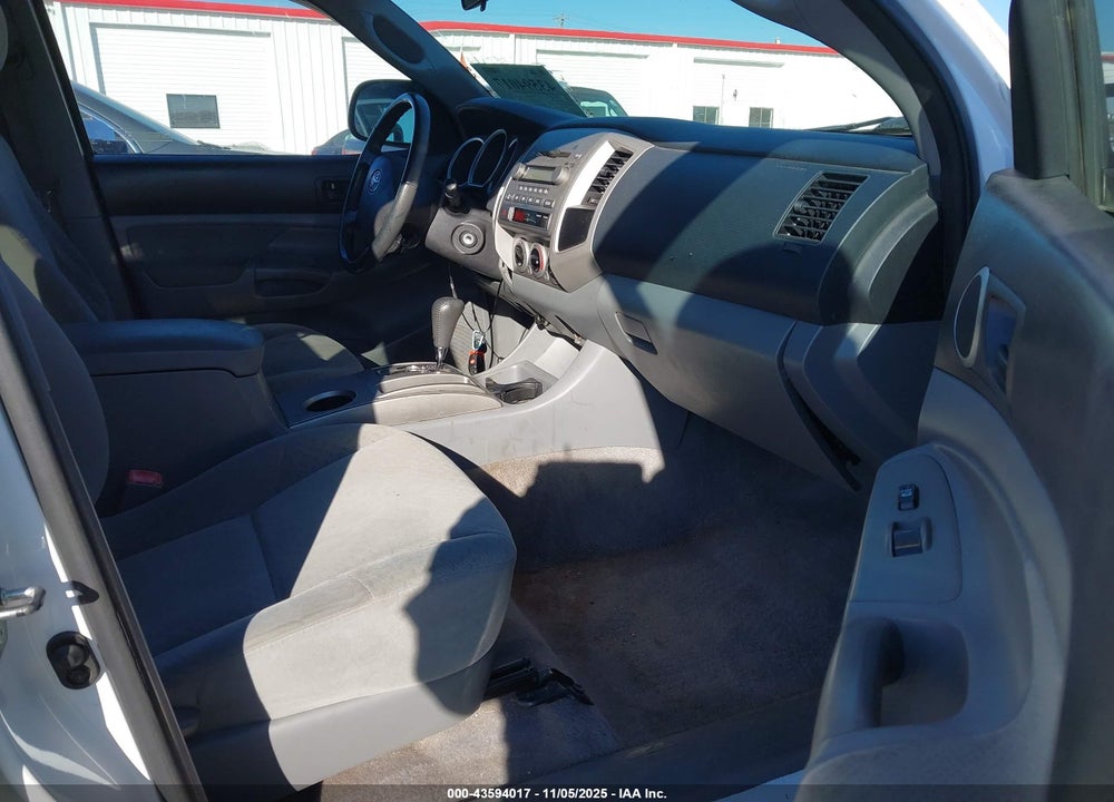 2006 TOYOTA TACOMA VIN: 3TMJU62N86M017400