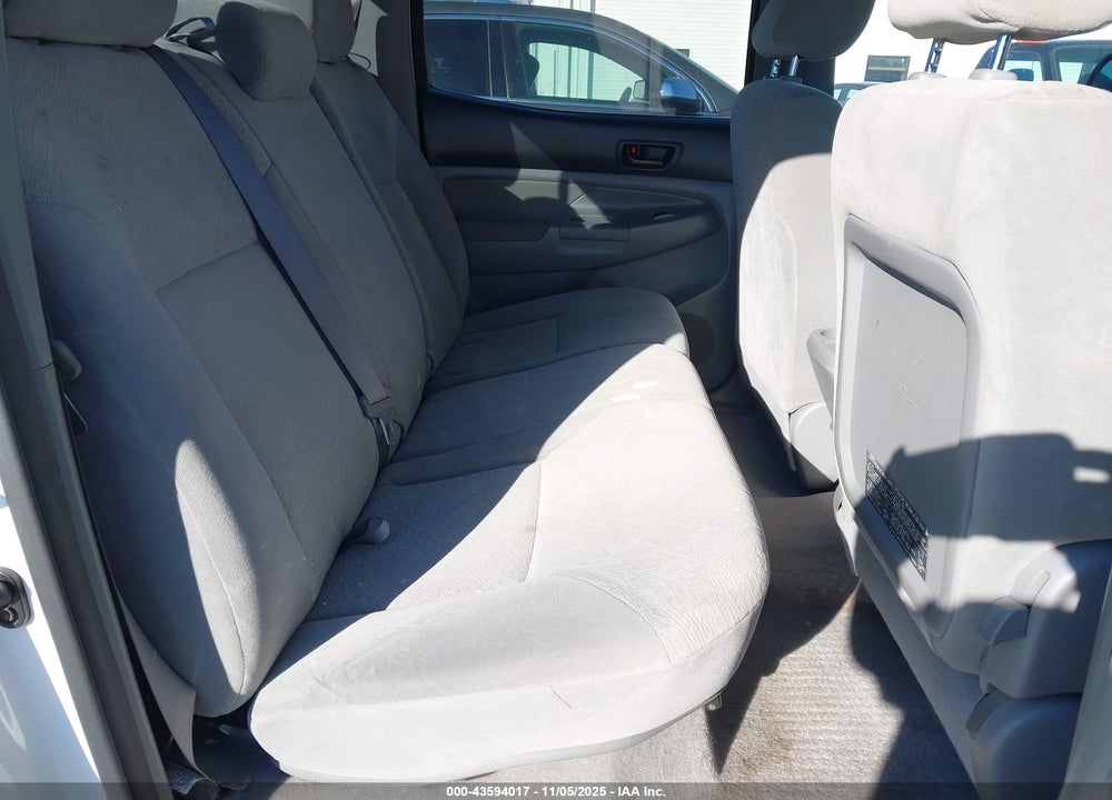 2006 TOYOTA TACOMA VIN: 3TMJU62N86M017400
