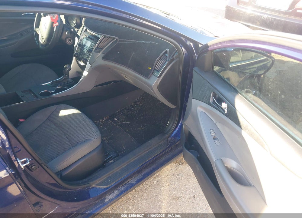 2013 HYUNDAI SONATA GLS VIN: 5NPEB4AC7DH539952