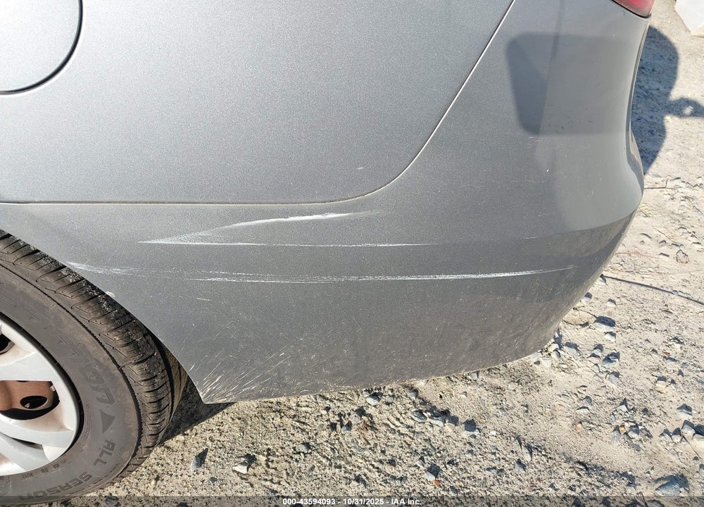 2010 HYUNDAI ELANTRA GLS VIN: KMHDU4AD3AU062027