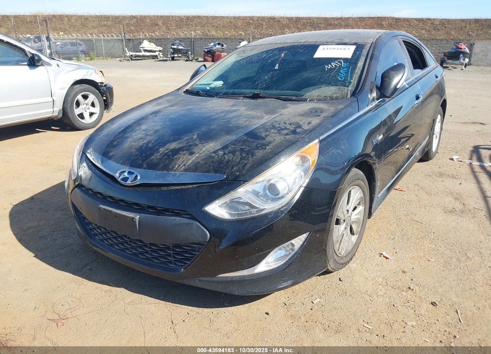 2013 HYUNDAI SONATA HYBRID VIN: KMHEC4A48DA069696