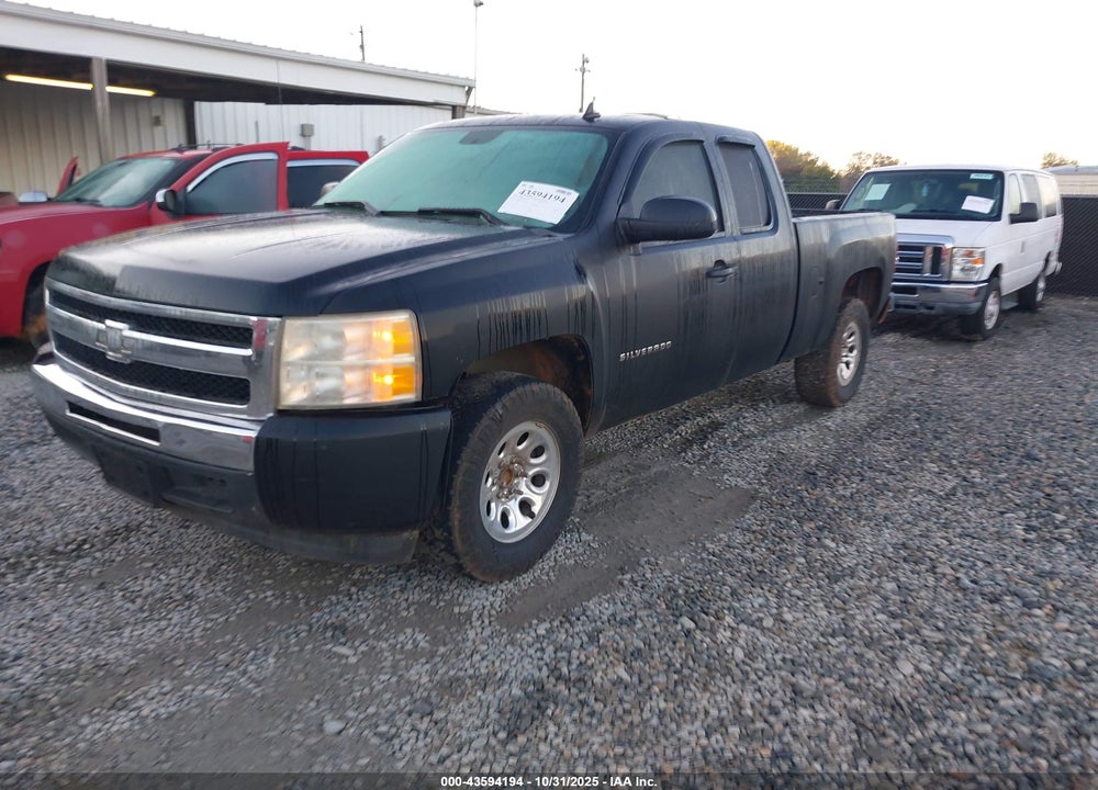2010 CHEVROLET SILVERADO 1500 LT VIN: 1GCSCSE08AZ132330