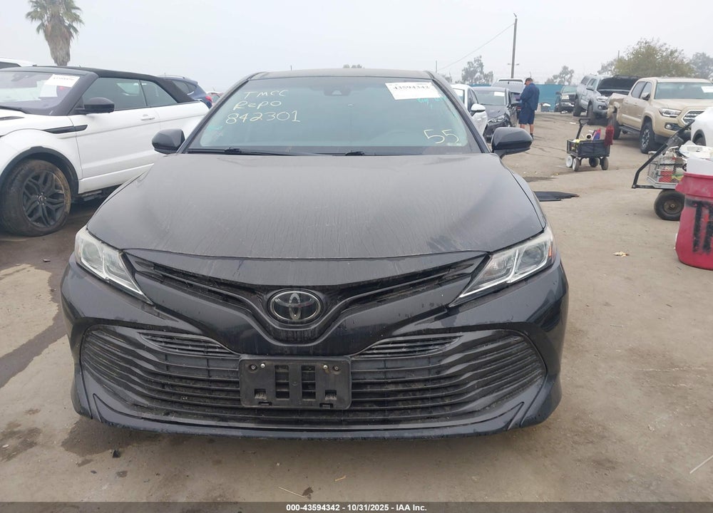 2019 TOYOTA CAMRY VIN: 4T1B11HK2KU842301
