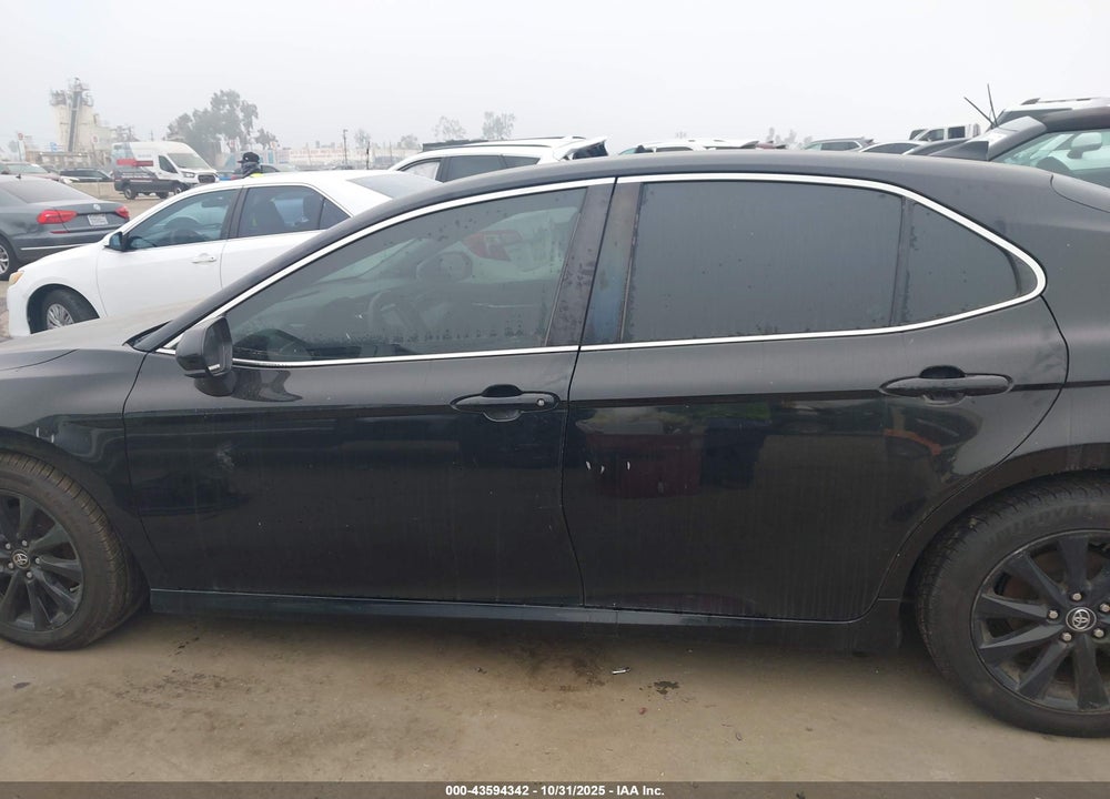2019 TOYOTA CAMRY VIN: 4T1B11HK2KU842301