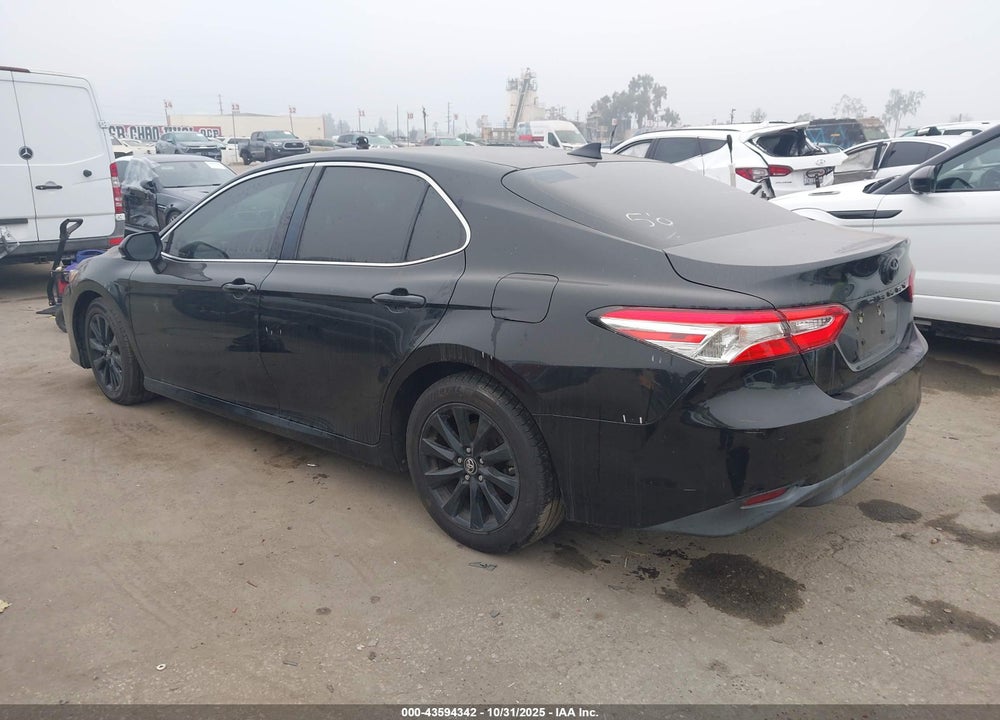 2019 TOYOTA CAMRY VIN: 4T1B11HK2KU842301