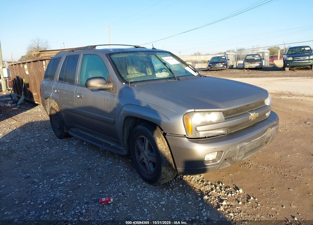 2005 CHEVROLET TRAILBLAZER LT VIN: 1GNDT13S252160136