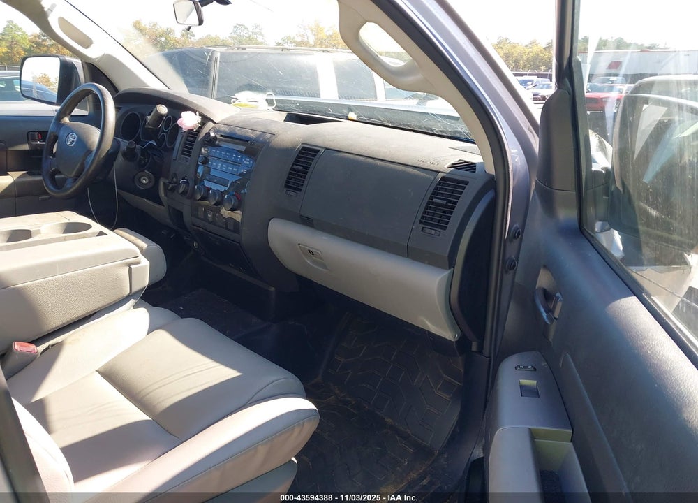 2011 TOYOTA TUNDRA GRADE 4.6L V8 VIN: 5TFRM5F15BX035281