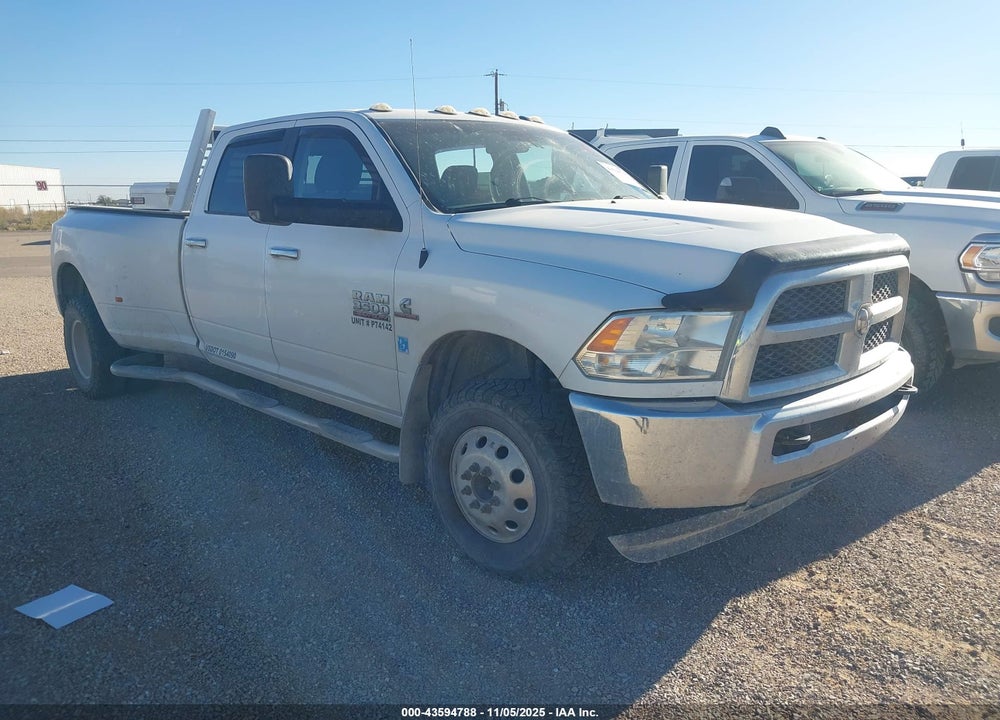 2018 RAM 3500 SLT  4X4 8' BOX VIN: 3C63RRHL9JG343173