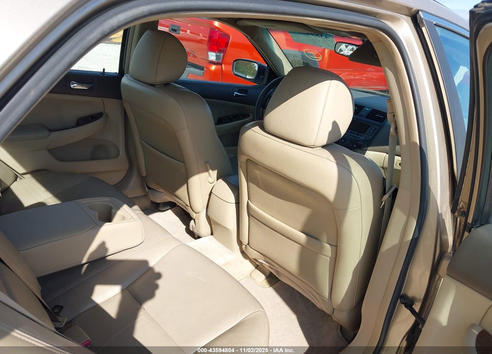 2007 HONDA ACCORD 2.4 EX VIN: 1HGCM56877A049505