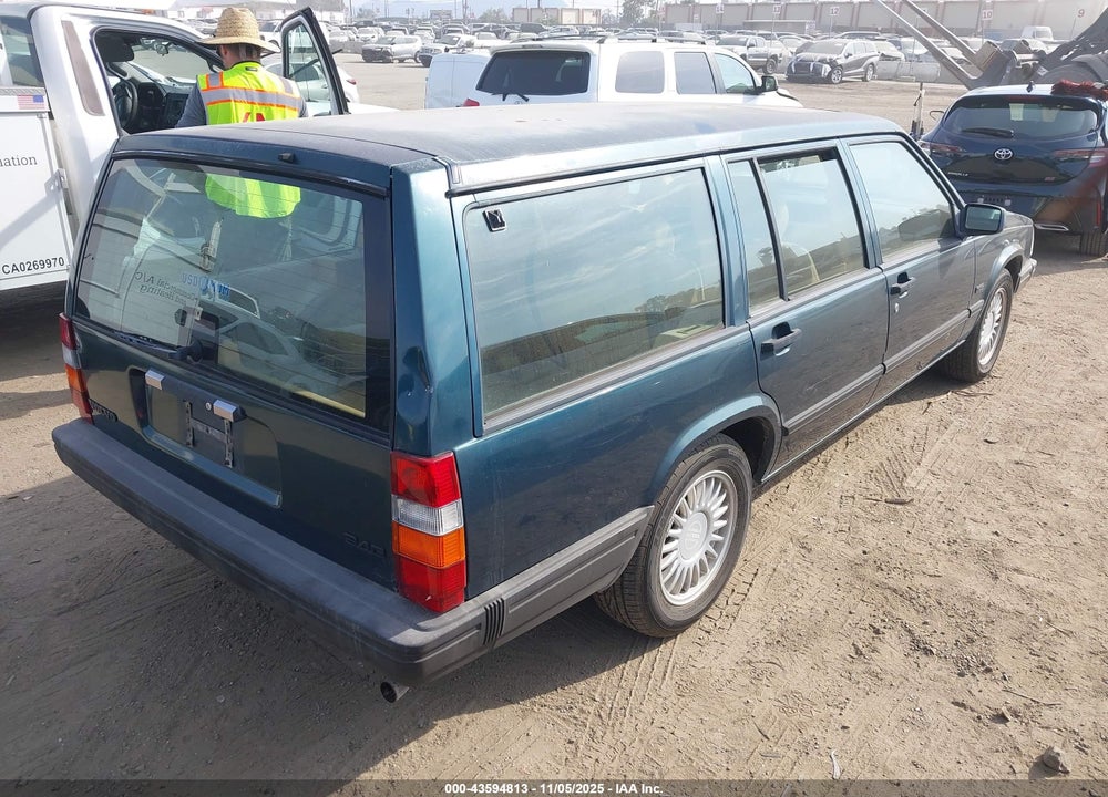 1994 VOLVO 940 VIN: YV1JW8318R1114898