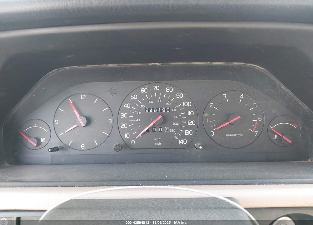 1994 VOLVO 940 VIN: YV1JW8318R1114898