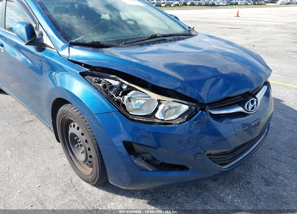 2016 HYUNDAI ELANTRA VIN: KMHDH4AE6GU565976