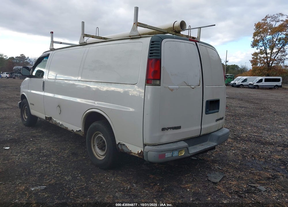 2002 CHEVROLET EXPRESS G3500 VIN: 1GCHG35R821123226
