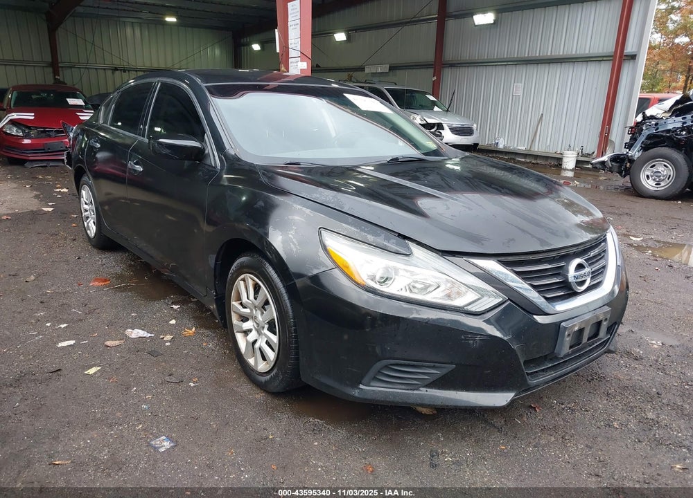 2017 NISSAN ALTIMA 2.5 S VIN: 1N4AL3APXHC121885