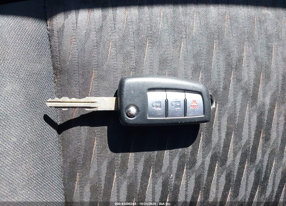 2019 NISSAN ROGUE S VIN: 5N1AT2MV1KC782495