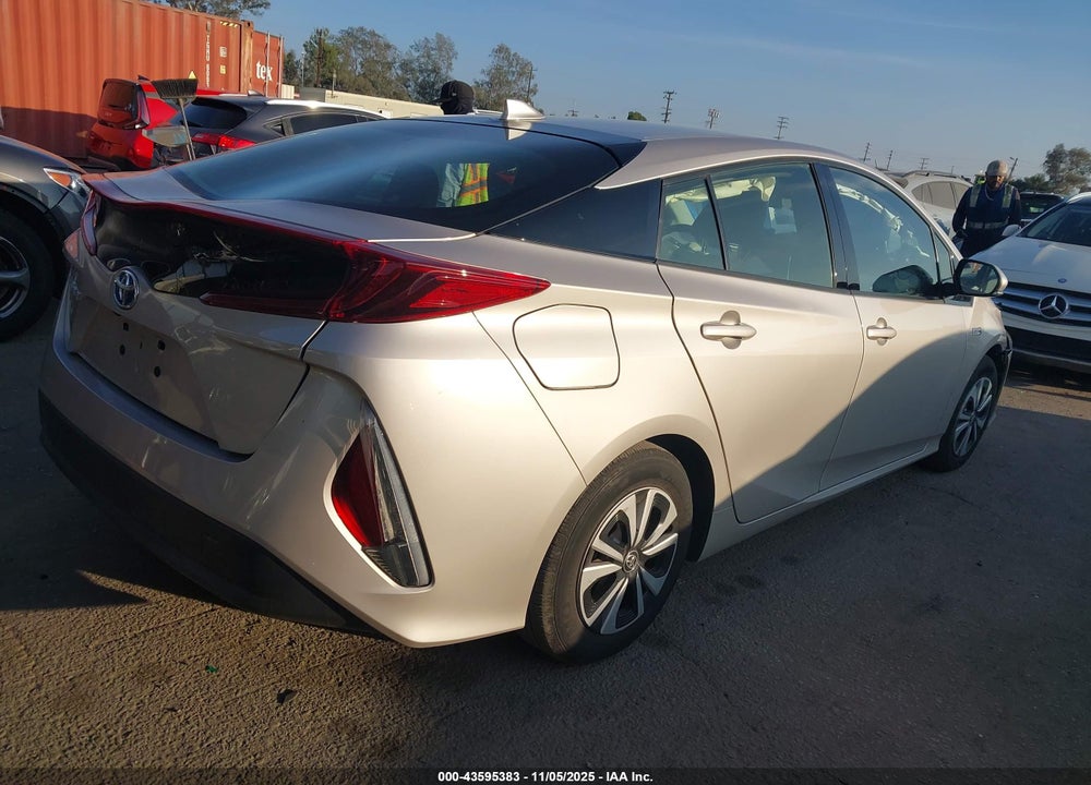 2017 TOYOTA PRIUS PRIME PREMIUM VIN: JTDKARFP3H3027184