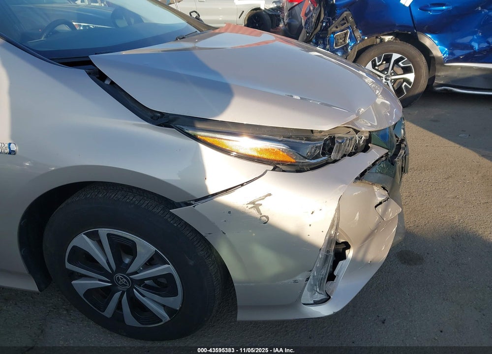 2017 TOYOTA PRIUS PRIME PREMIUM VIN: JTDKARFP3H3027184