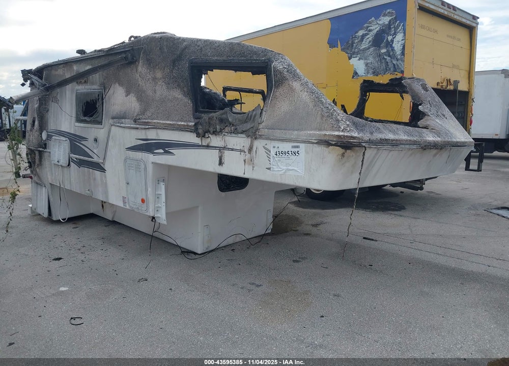 2021 * NORTHERN LITE TRUCK CAMPER VIN: NL102EXCD140221LE
