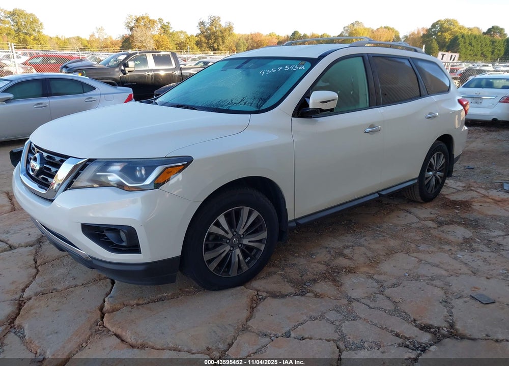 2017 NISSAN PATHFINDER VIN: 5N1DR2MN6HC631334