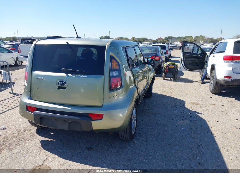 2011 KIA SOUL VIN: KNDJT2A27B7259456