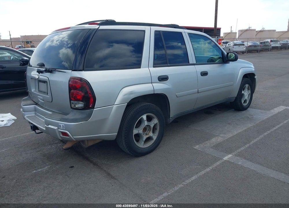 2006 CHEVROLET TRAILBLAZER LS VIN: 1GNDT13S362335883