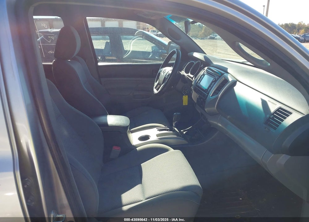 2015 TOYOTA TACOMA BASE V6 VIN: 3TMLU4EN4FM170526