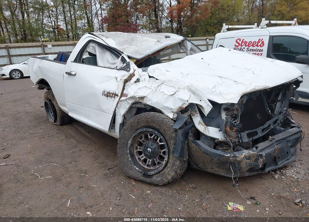 2015 RAM 1500 TRADESMAN VIN: 3C6JR7AT3FG564152