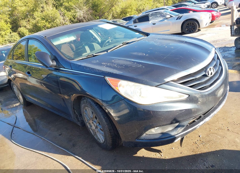 2013 HYUNDAI SONATA GLS VIN: 5NPEB4ACXDH557846