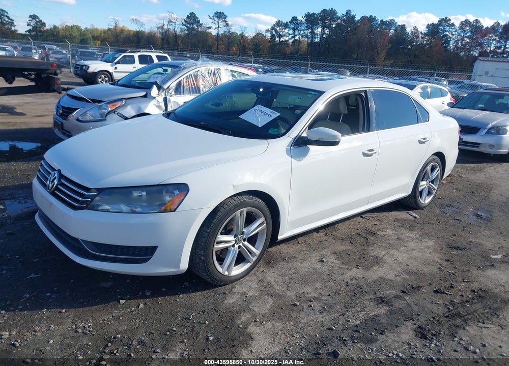2014 VOLKSWAGEN PASSAT VIN: 1VWBS7A39EC096556