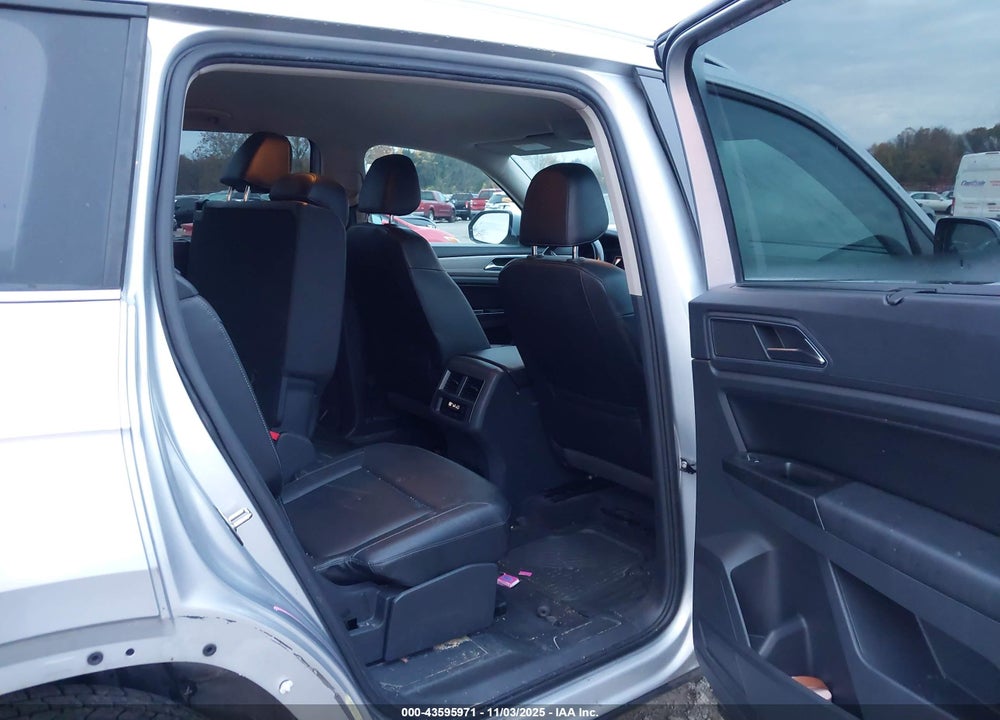 2018 VOLKSWAGEN ATLAS 3.6L V6 SE VIN: 1V2KR2CA7JC571014