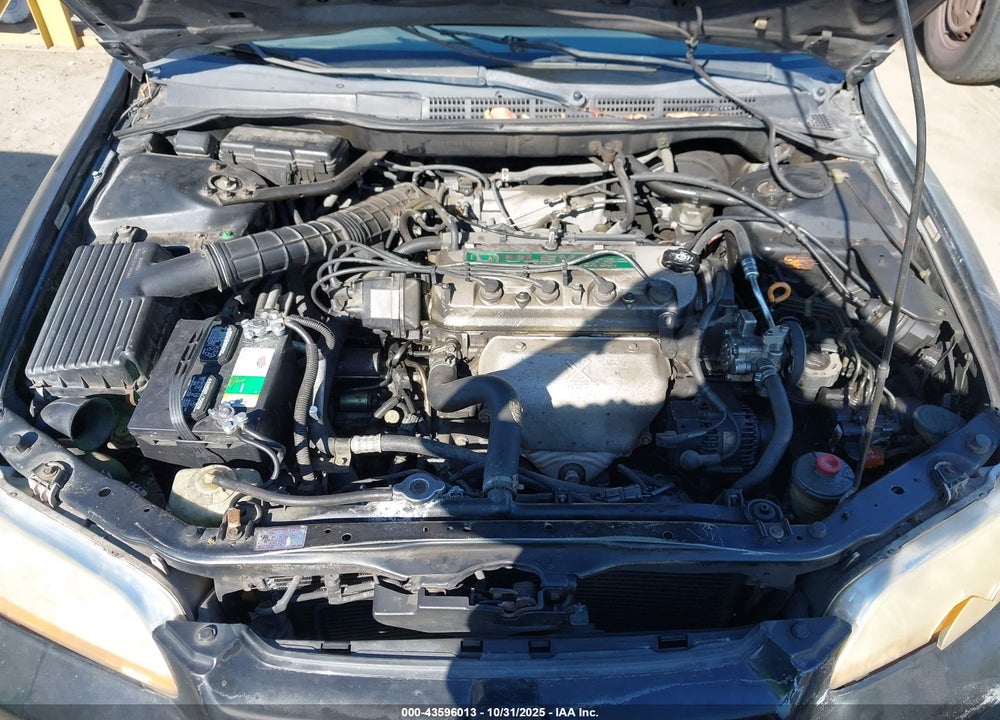 1998 HONDA ACCORD EX VIN: 1HGCG6670WA242288