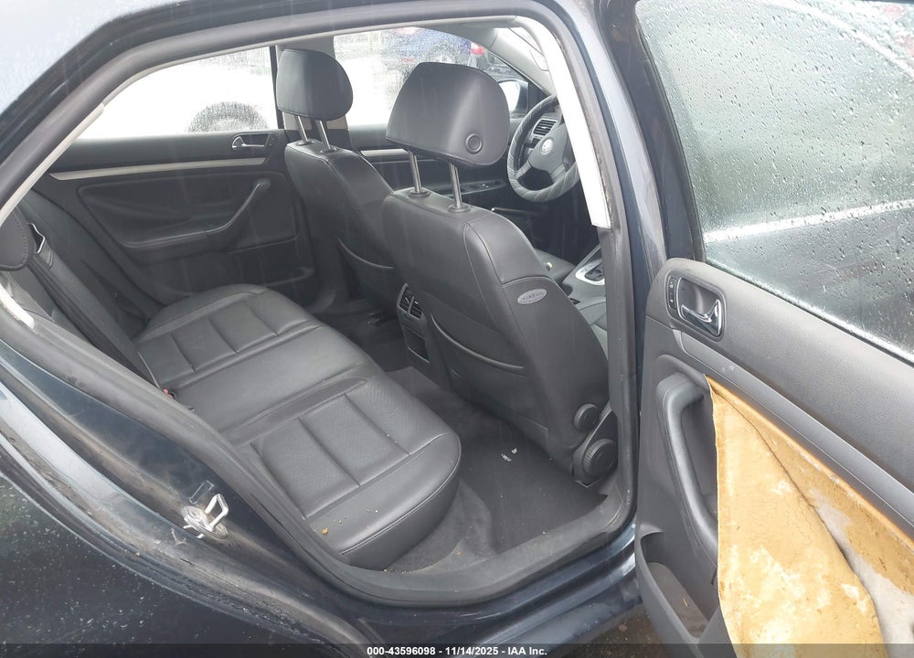 2005 VOLKSWAGEN JETTA 2.5 VIN: 3VWSG71K25M644095