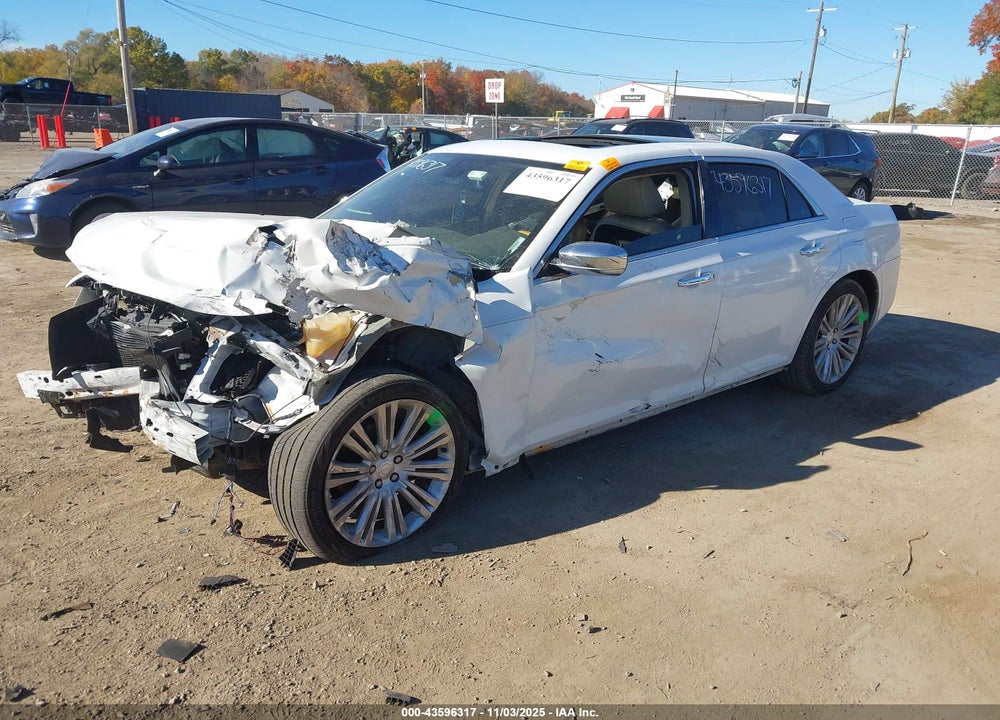 2013 CHRYSLER 300C VIN: 2C3CCAEG8DH532666