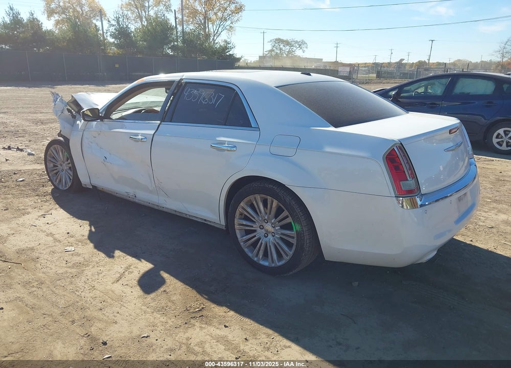 2013 CHRYSLER 300C VIN: 2C3CCAEG8DH532666