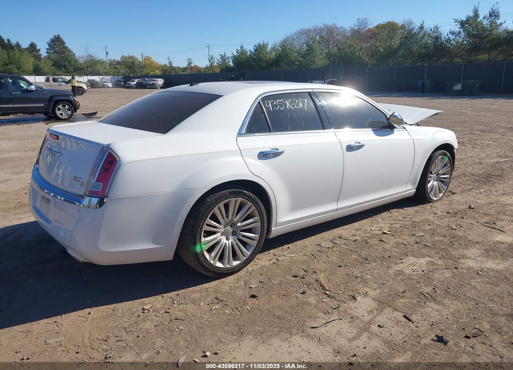 2013 CHRYSLER 300C VIN: 2C3CCAEG8DH532666