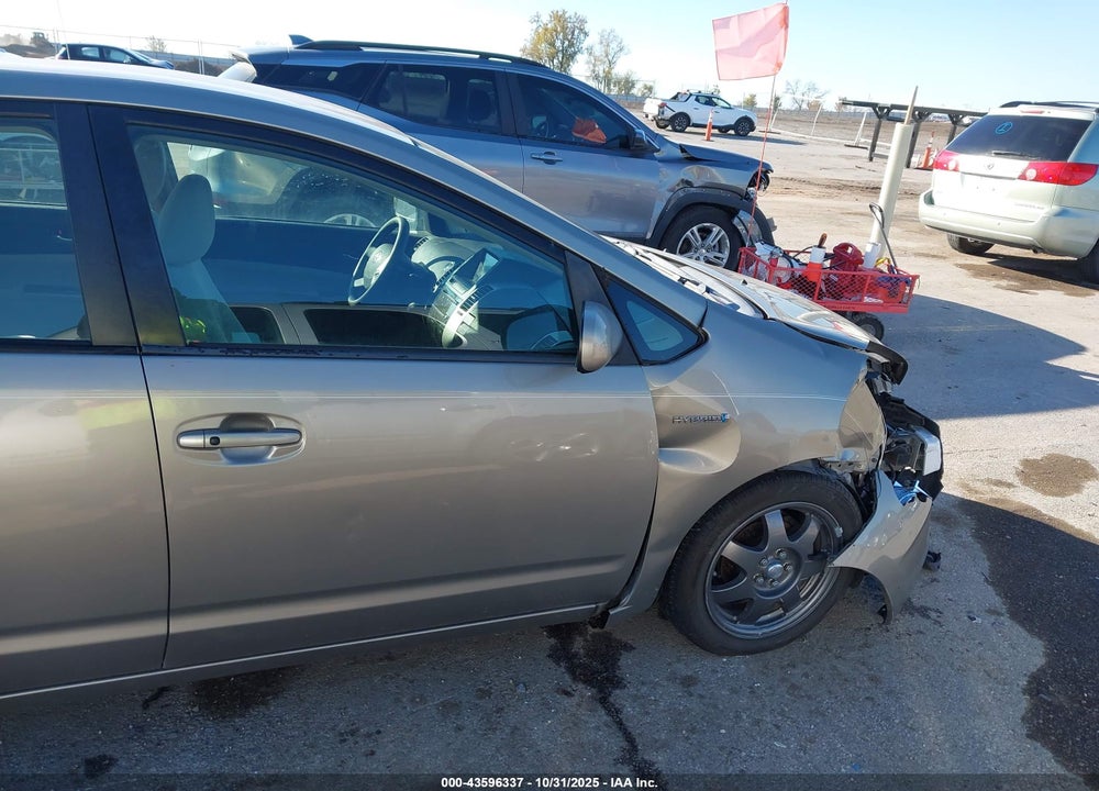2009 TOYOTA PRIUS TOURING VIN: JTDKB20U597842676