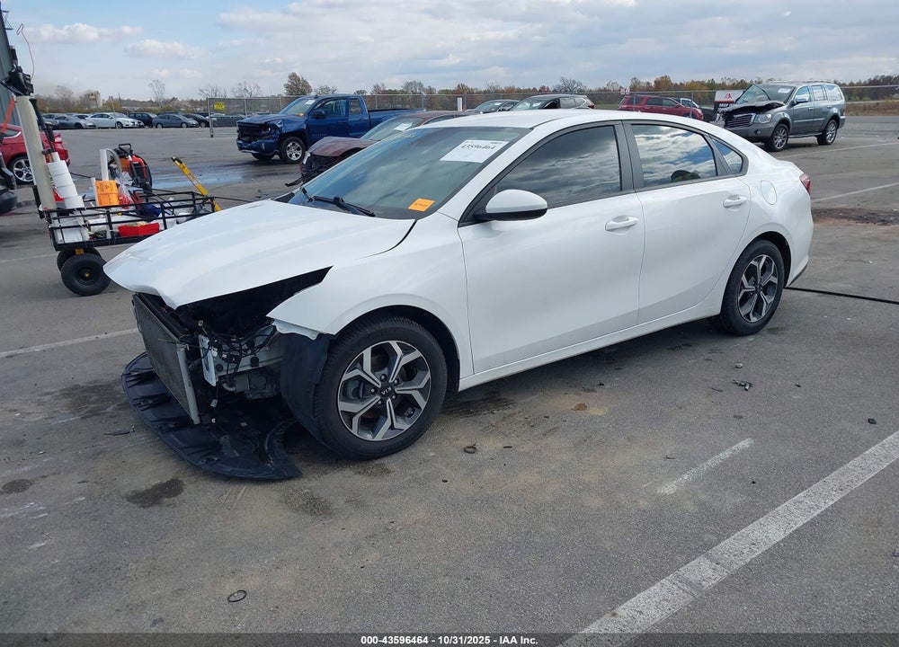 2019 KIA FORTE LXS VIN: 3KPF24AD4KE092429