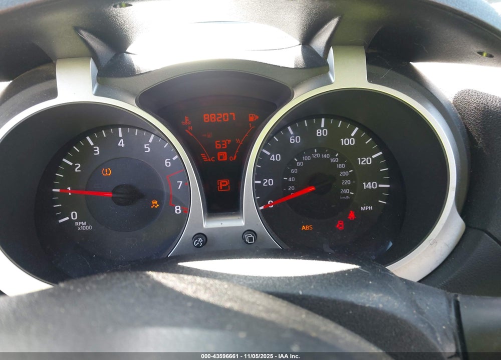 2011 NISSAN JUKE SV VIN: JN8AF5MR3BT022492