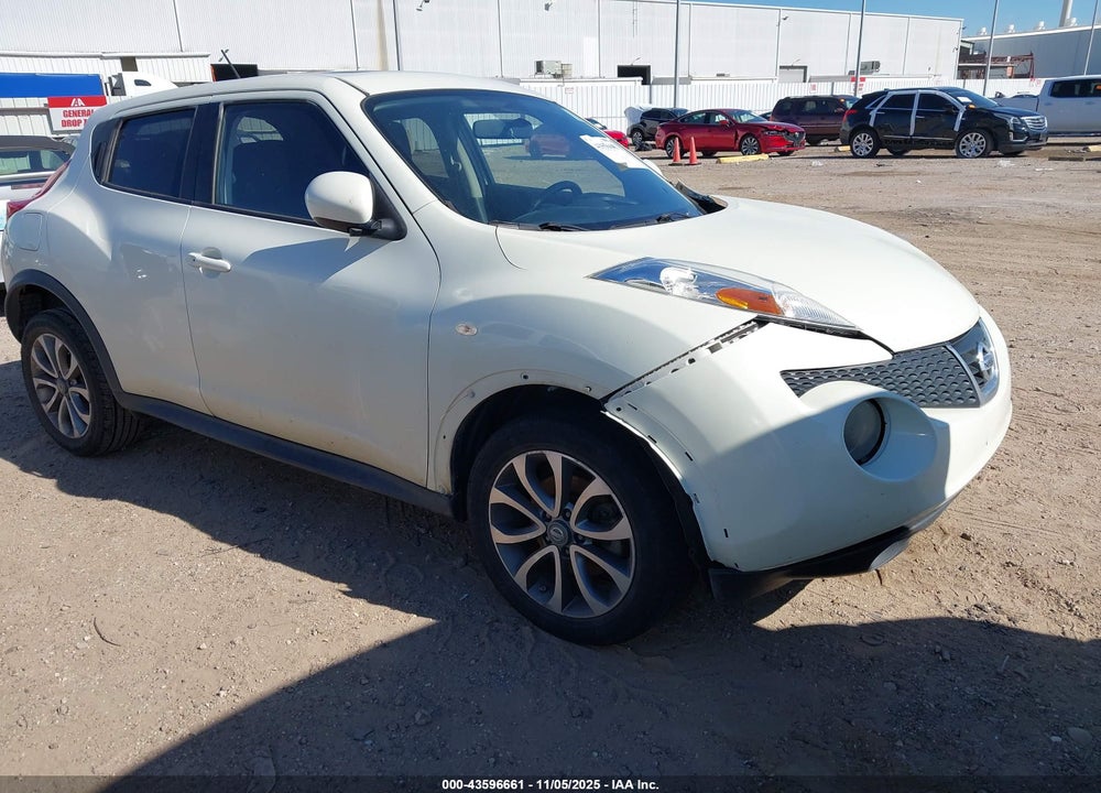 2011 NISSAN JUKE SV VIN: JN8AF5MR3BT022492