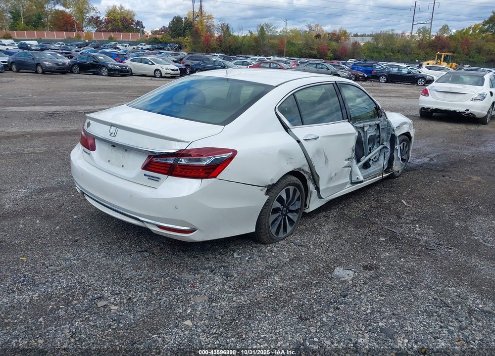 2017 HONDA ACCORD HYBRID TOURING VIN: JHMCR6F77HC001147